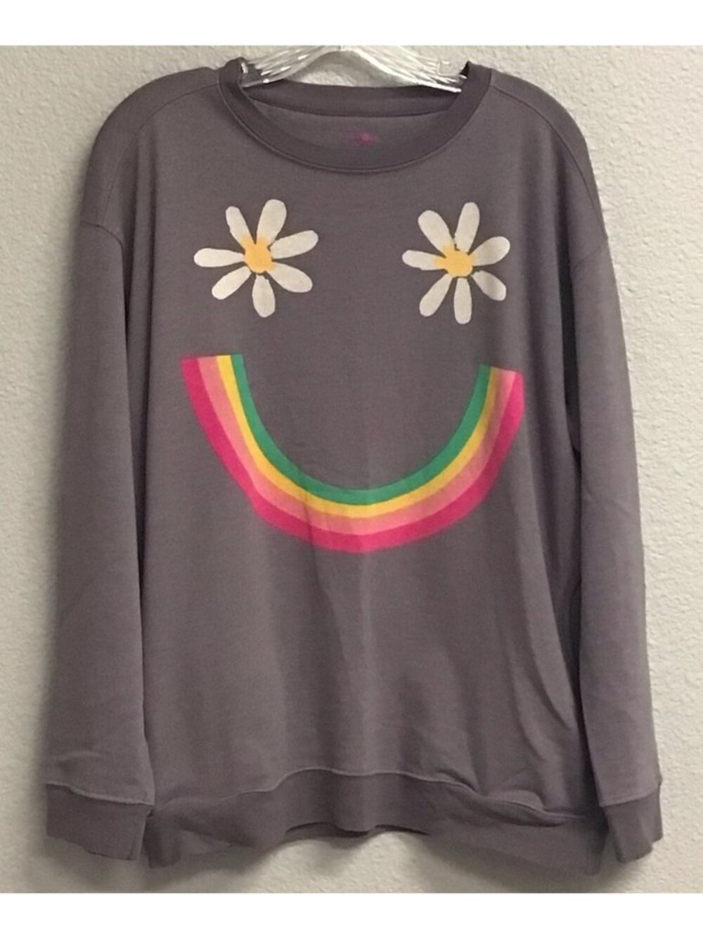 Natural Life Sweatshirt Womens Medium Smiley Face Rainbow Flowers Boho Gray